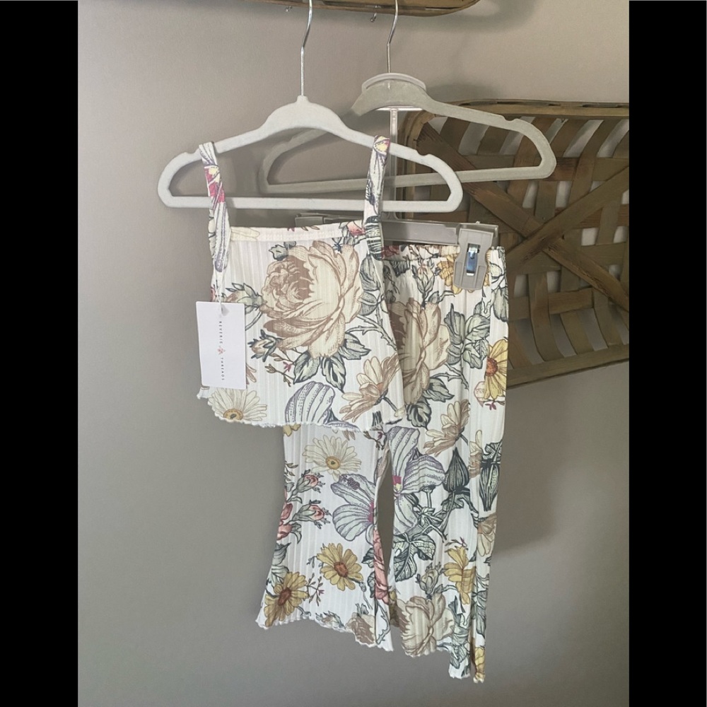 NWT Reverie Threads Toddler Girl Two Piece Set